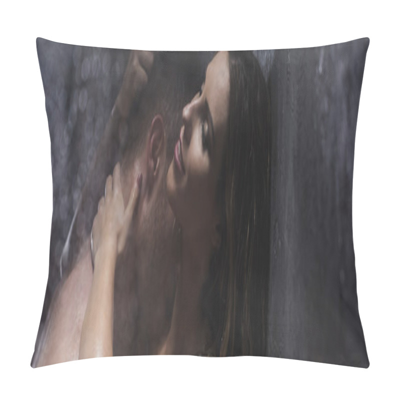 Personality  Kisses On The Neck Pillow Covers