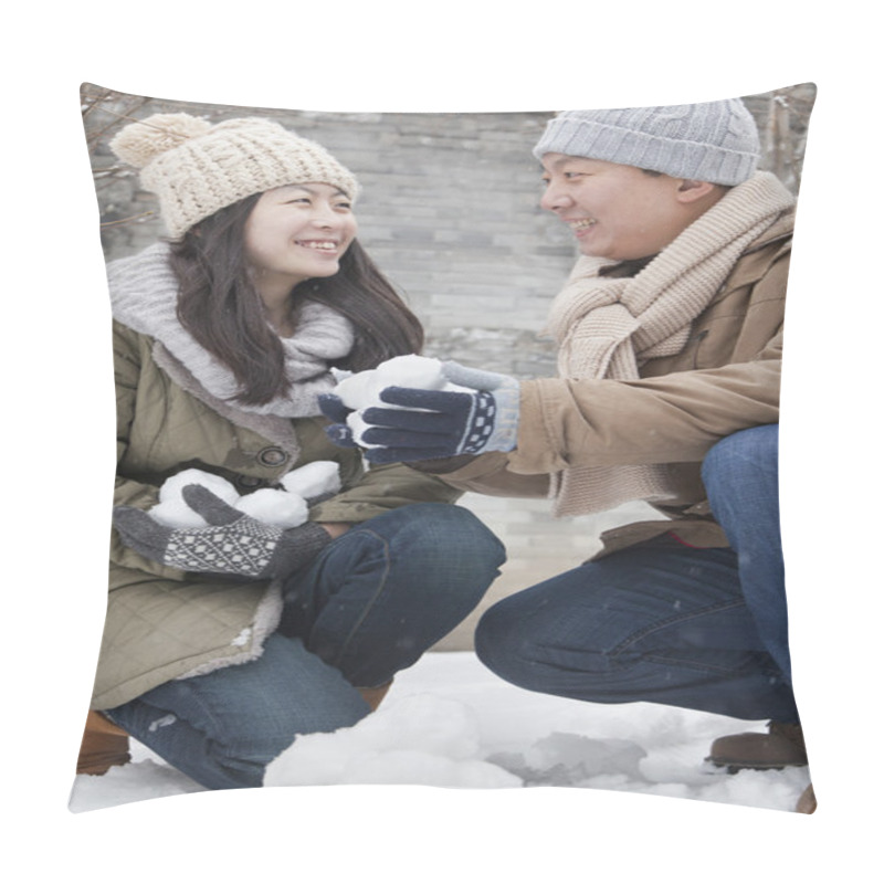 Personality  Couple Holding Snow Balls Pillow Covers