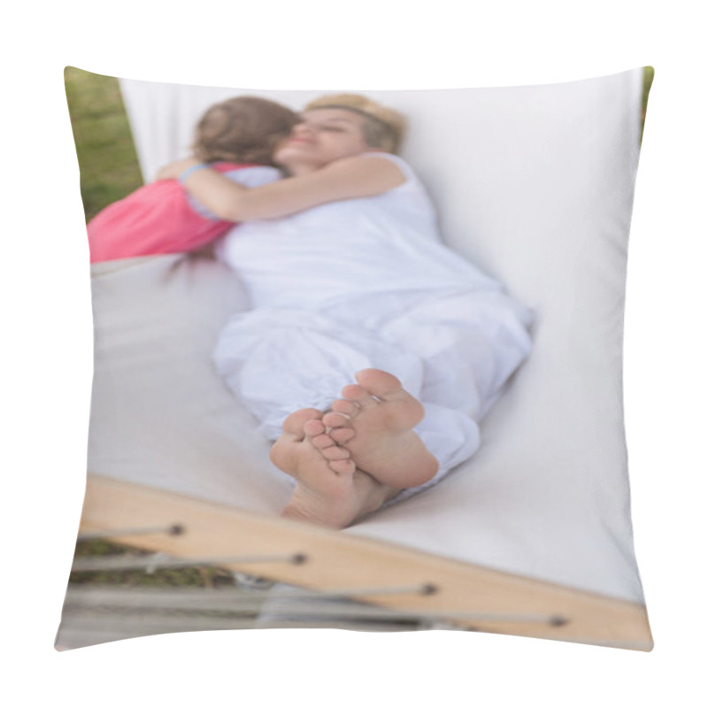 Personality  Happy Mother And A Little Daughter Enjoying Free Time Hugging And Relaxing In A Hammock During A Sunny Day On Holiday Home Garden Pillow Covers