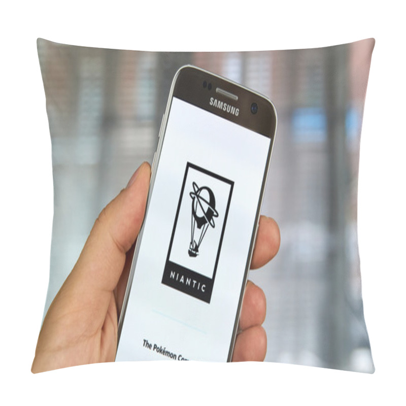 Personality  Niantic On Samsung S7 Screen. Pillow Covers