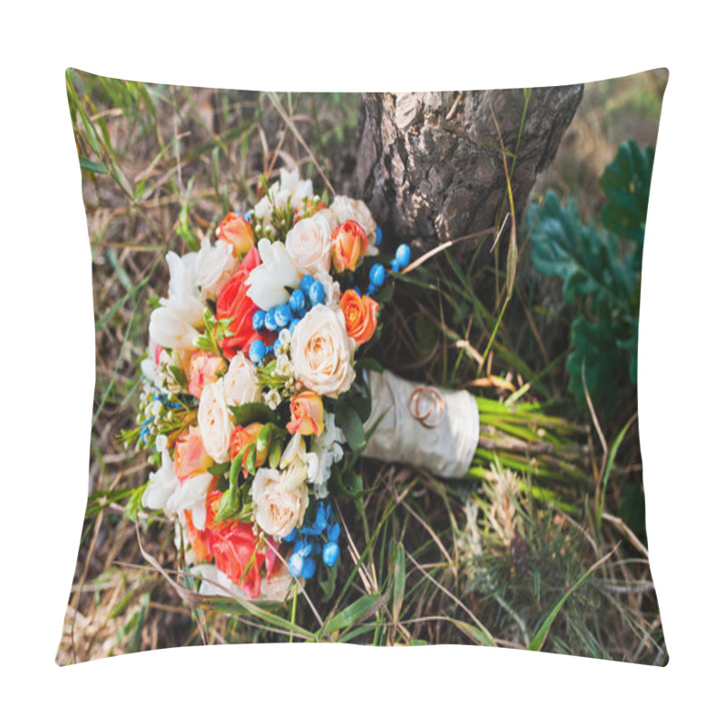 Personality  Wedding Bouquet With Rings At Pine Forest Pillow Covers