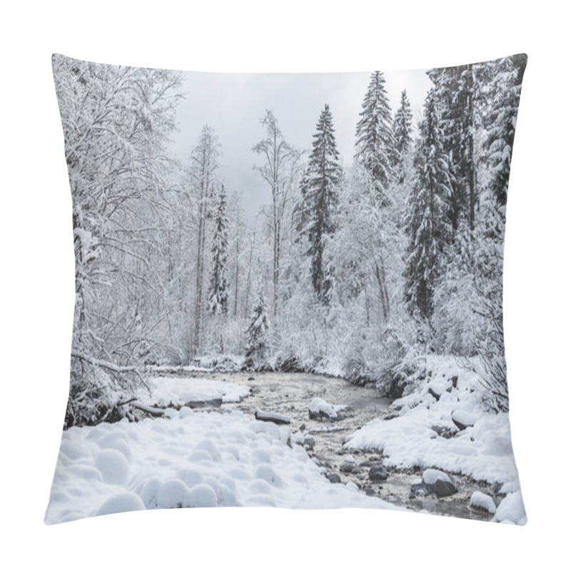 Personality  White Scene Of Winter Beauty Snow Forest Inside, The River Among The Snow-covered Forest, Panorama Of Wild Nature Wintery Background, Branches In Hoarfrost Pillow Covers