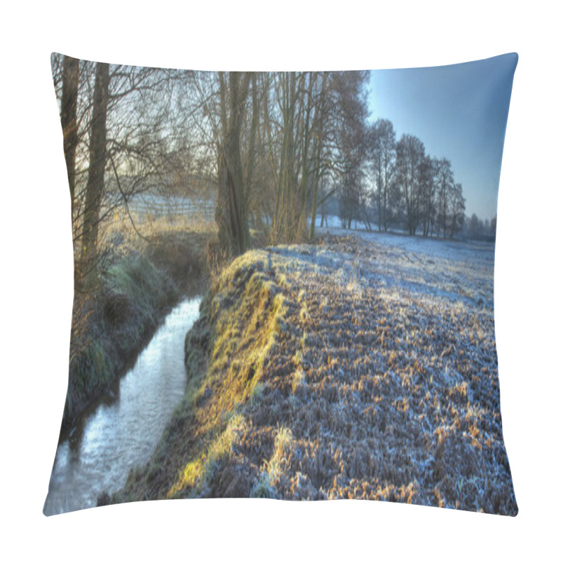 Personality  Worcestershire Farmland In Winter Pillow Covers