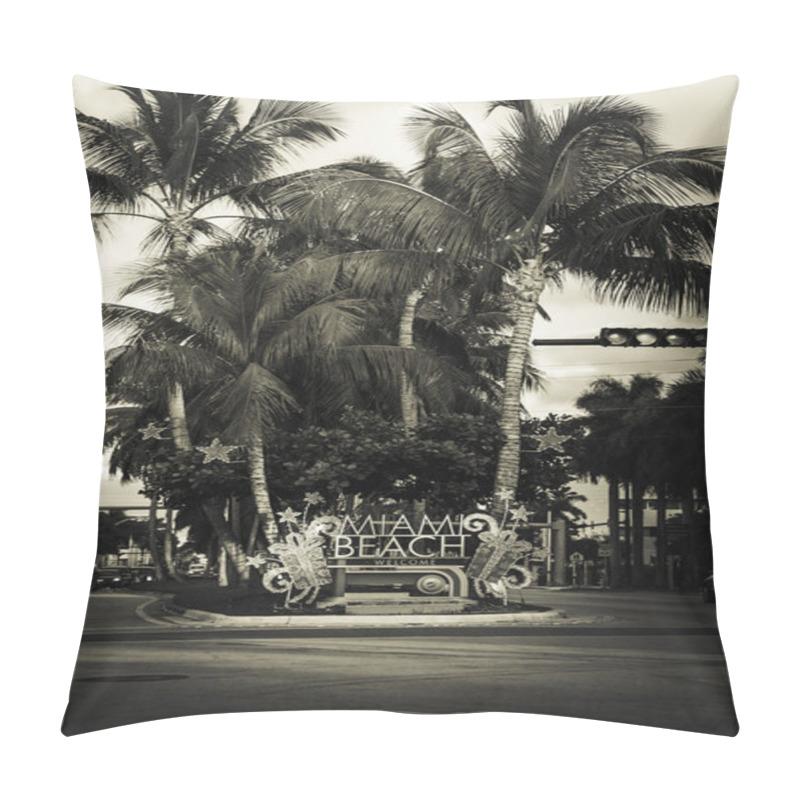 Personality  Miami Beach Welcome Sign Pillow Covers