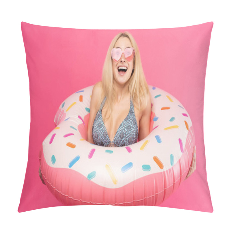 Personality  Photo Of Smiling Blonde In Swimsuit Sunglasses With Inflatable Donut For Swimming Pillow Covers