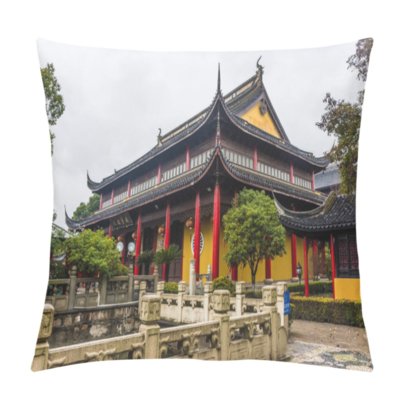 Personality  Confucian Temple Of Zhouzhuang Under The Rain, China Pillow Covers