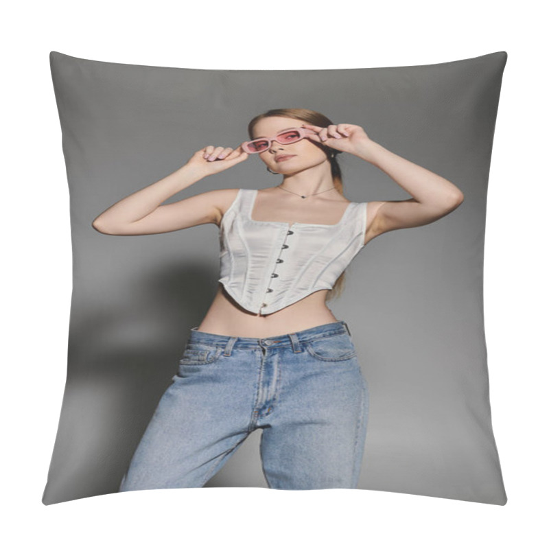 Personality  A Young Woman Poses In A White Corset And Jeans Against A Gray Backdrop. Pillow Covers