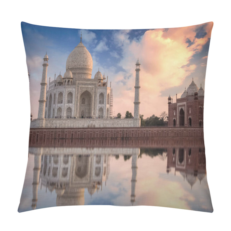 Personality  Taj Mahal With A Scenic Sunset View On The Banks Of River Yamuna. Pillow Covers