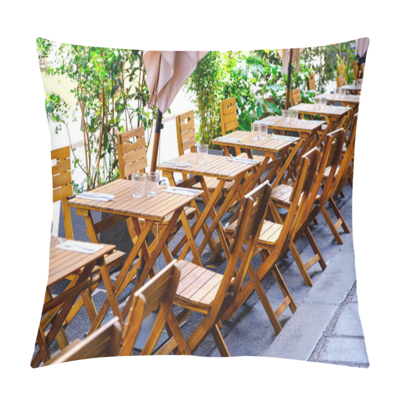 Personality  French Restaurant - Tables And Chairs In The Row On The Street - Paris, France Pillow Covers