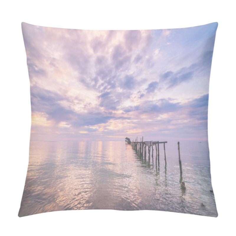 Personality  Abandoned Wooden Jetty At Dusk, Toned Image Pillow Covers