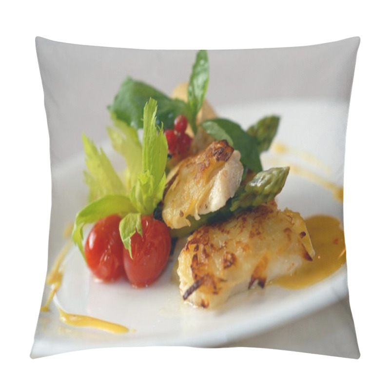 Personality  Fish With Vegetables Pillow Covers