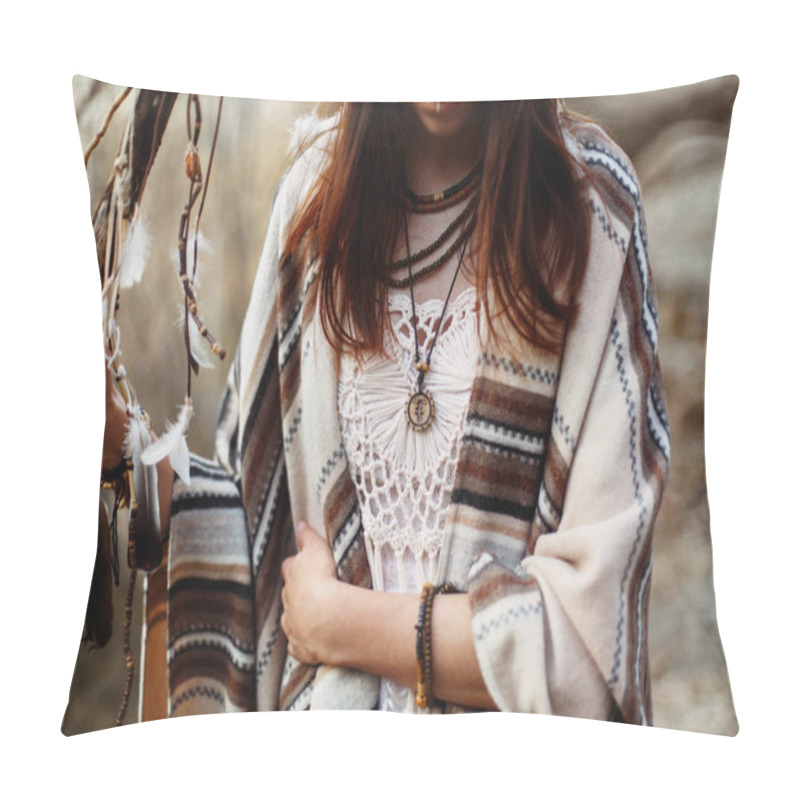 Personality  Native Indian American Woman Pillow Covers