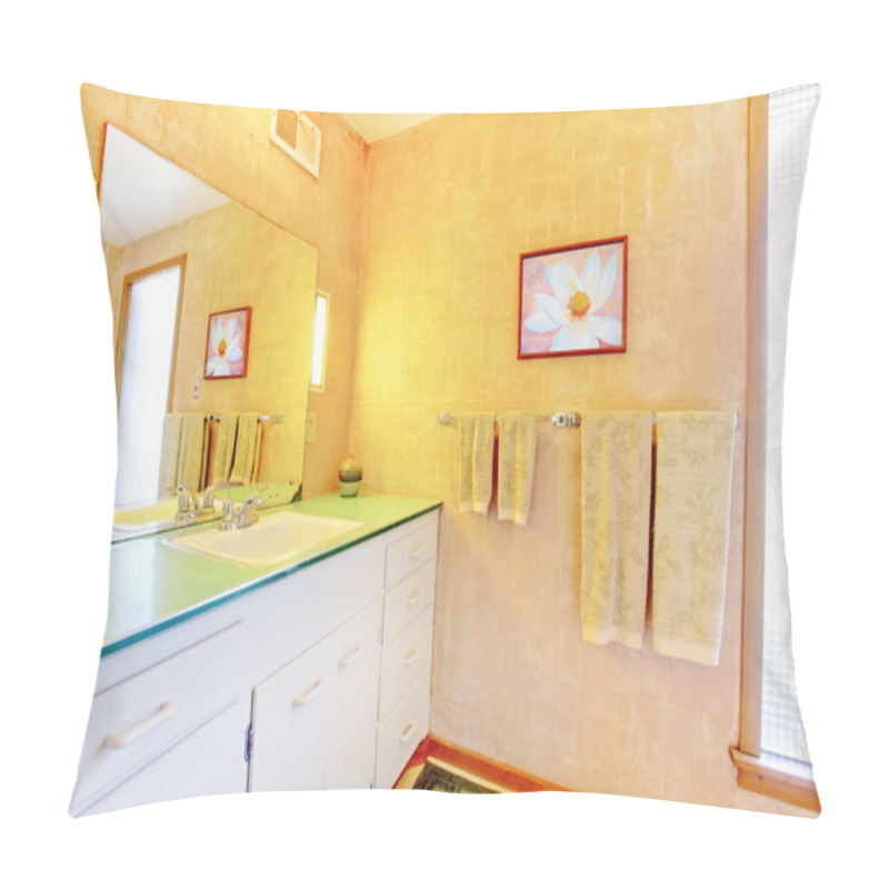 Personality  Retro Bathroom In Soft Peach Pillow Covers