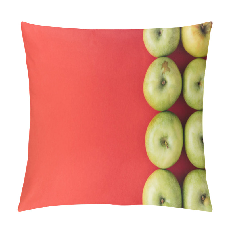 Personality  Top View Of Rows Of Ripe Large Green Apples On Red Background Pillow Covers