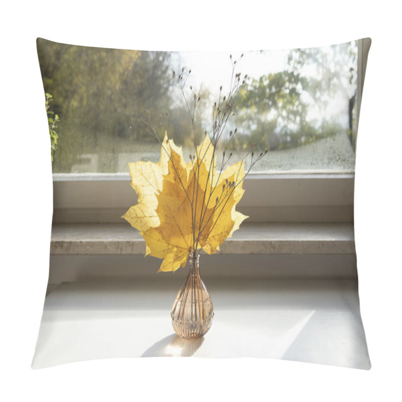 Personality  Small Bouquet Of Autumn Yellow Leaves In Sunlight. Still Life, Seasonal  Decoration. Home Decor,  Ikebana Style, Simple Leaf Arrangement. Pillow Covers