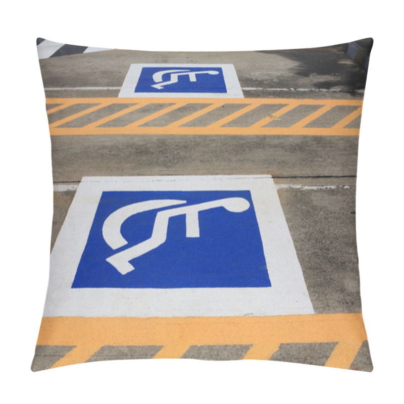 Personality  Handicapped Parking Spaces Pillow Covers