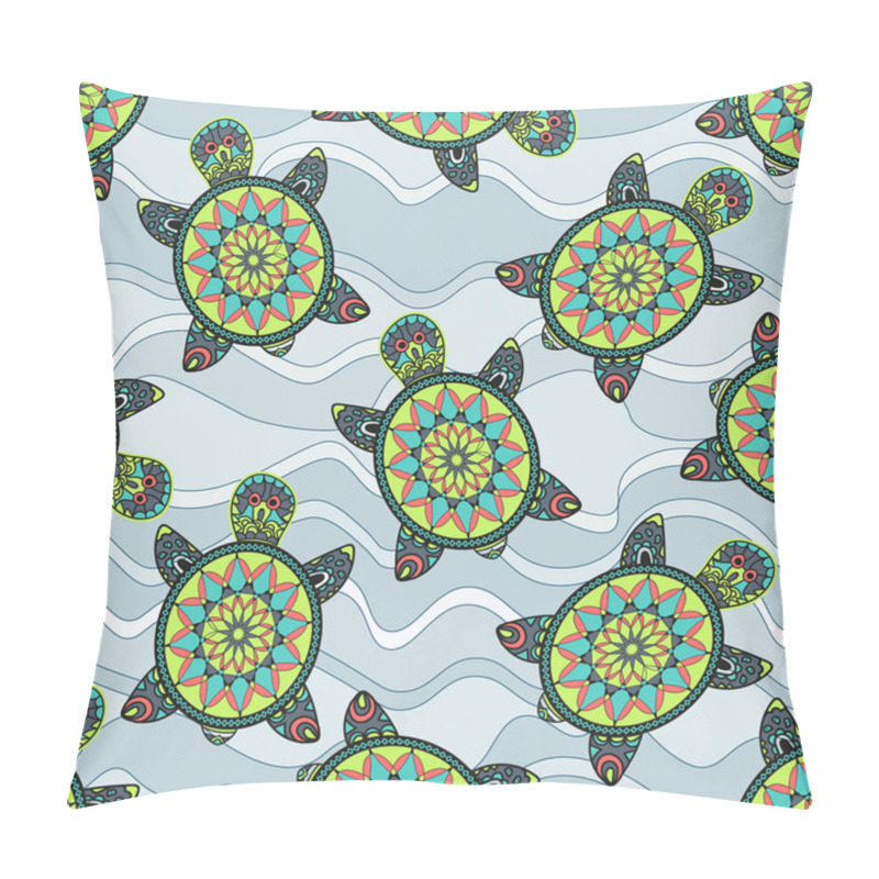 Personality  Seamless Pattern With Green Turtles In The Sea Waves. Pillow Covers