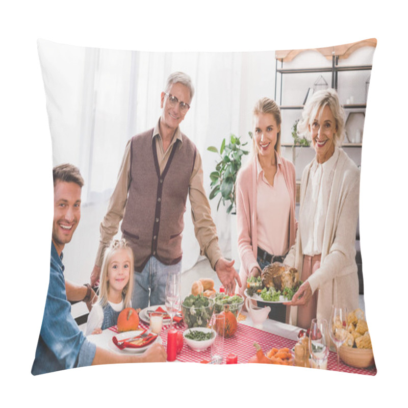 Personality  Family Members Sitting At Table And Holding Plate With Turkey In Thanksgiving Day       Pillow Covers