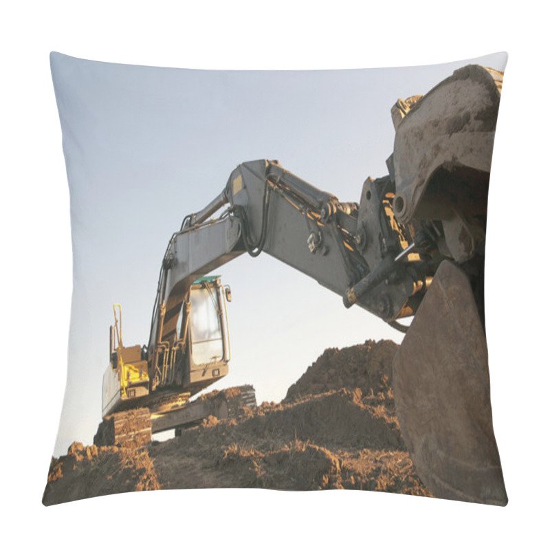 Personality  Digger At Sunset Pillow Covers