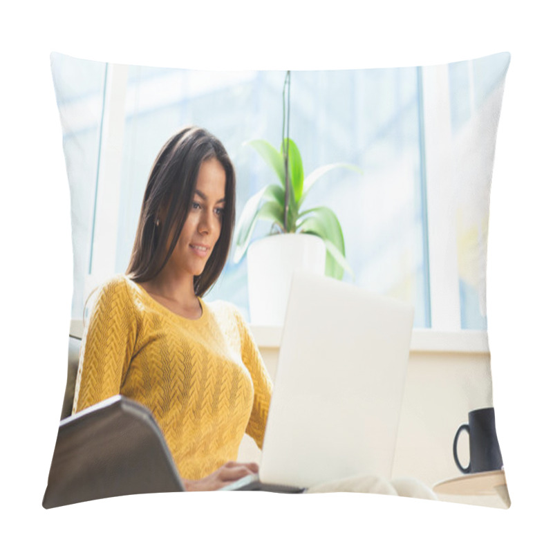 Personality  Casual Businesswoman Sitting On Office Chair With Laptop Pillow Covers