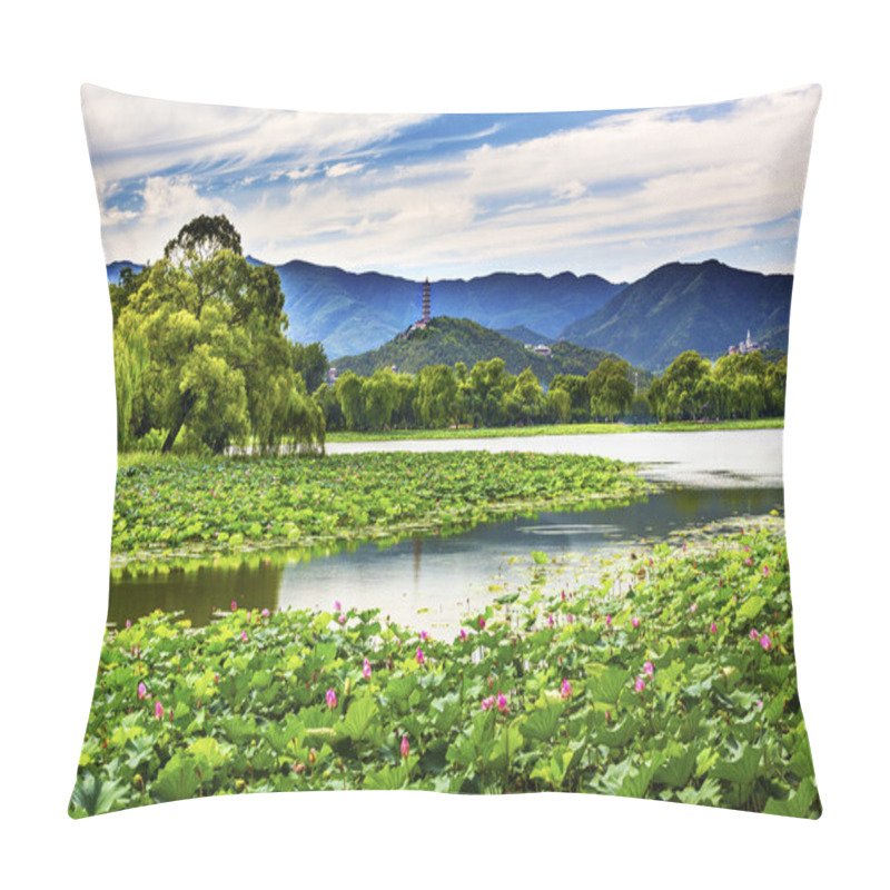 Personality  Yue Feng Pagoda Lotus Garden Reflection Summer Palace Beijing, C Pillow Covers