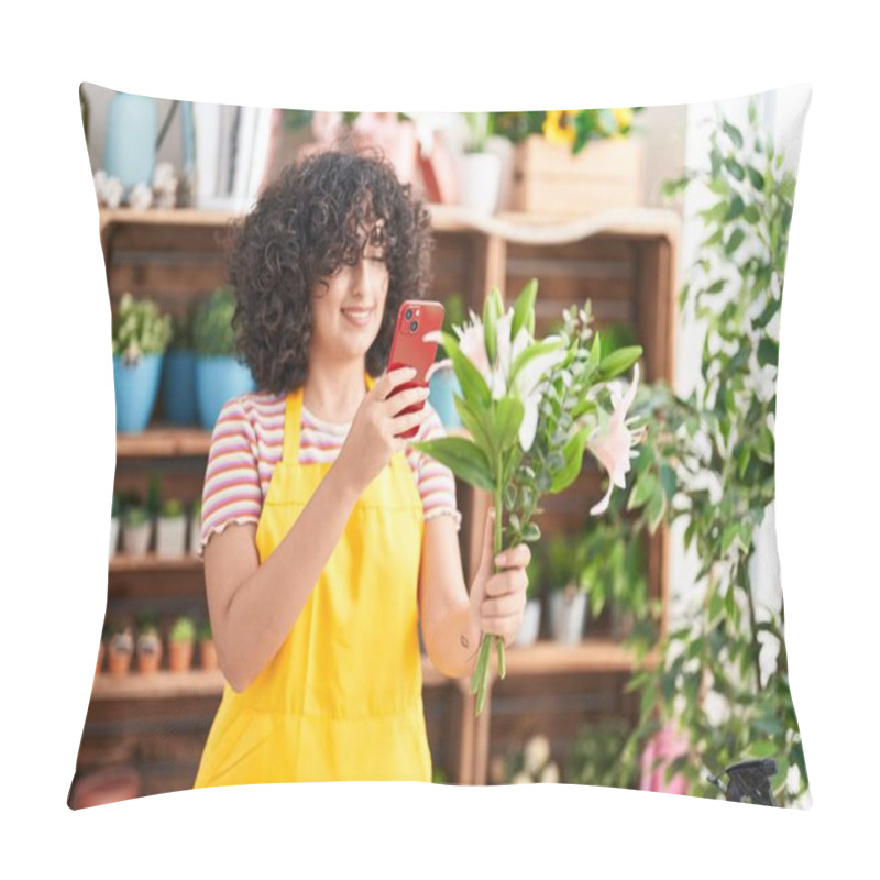 Personality  Young Middle Eastern Woman Florist Make Photo To Flowers By Smartphone At Florist Pillow Covers