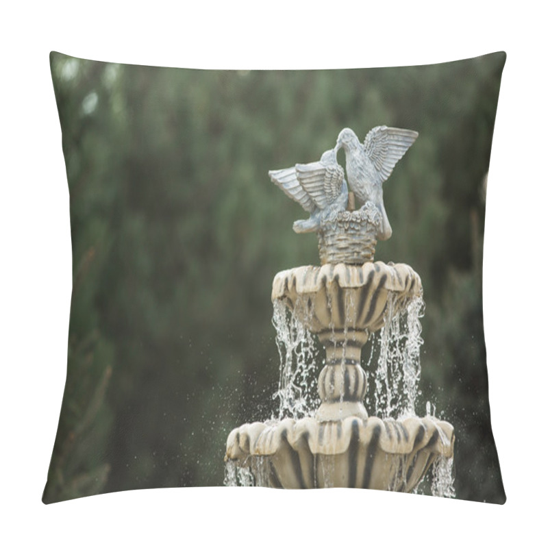 Personality  Stone Fountain Splashes Pillow Covers