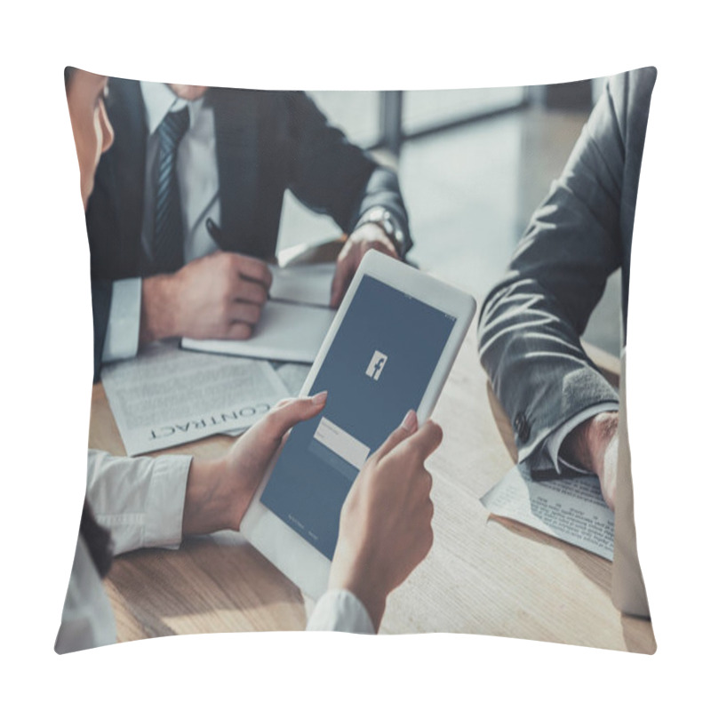 Personality  Cropped Shot Of Businesswoman Holding Tablet With Facebook App On Screen During Meeting Pillow Covers