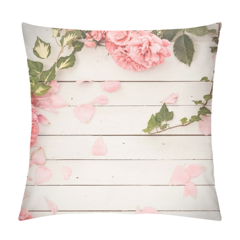 Personality  Romantic Pink Roses On White Wooden Background Pillow Covers