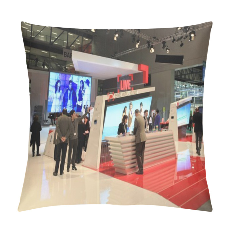 Personality  International Tourism Exchange Exhibition Pillow Covers