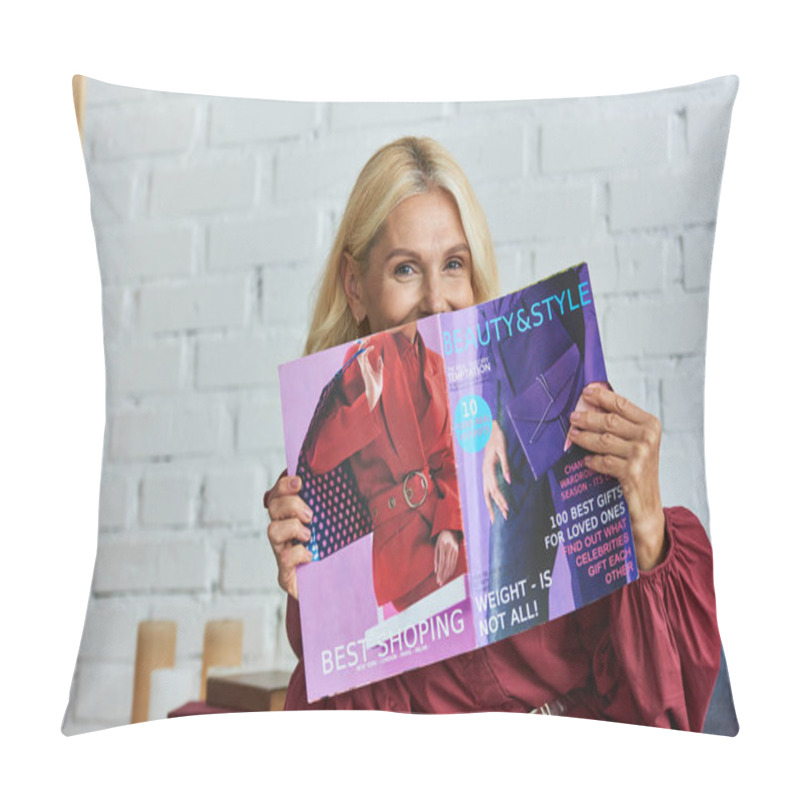 Personality  A Mature Woman In A Stylish Dress Holds A Magazine In Front Of Her Face. Pillow Covers