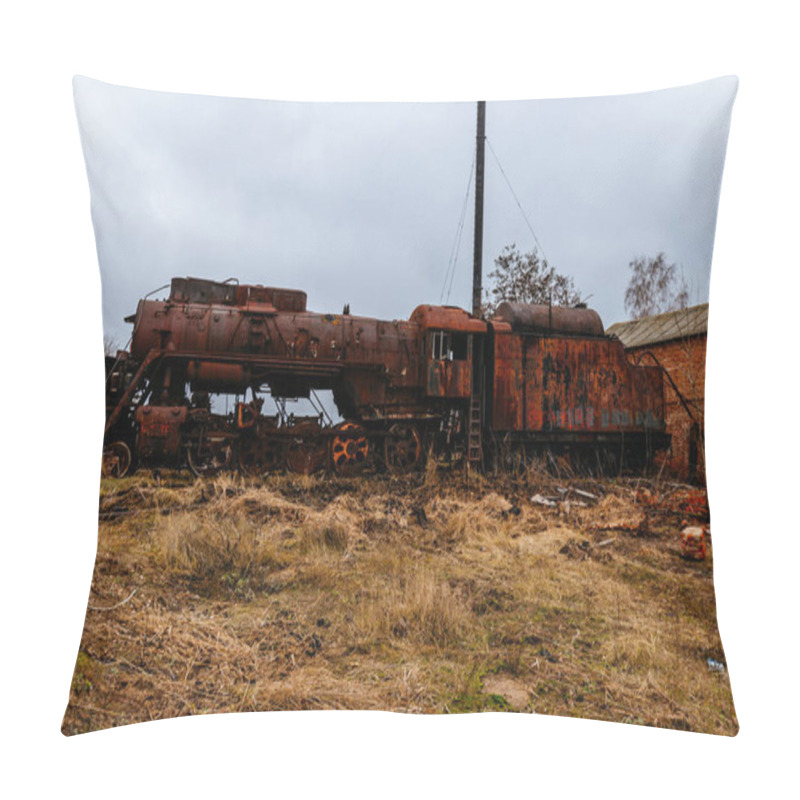 Personality  Old Rusty Abandoned Steam Locomotive Pillow Covers