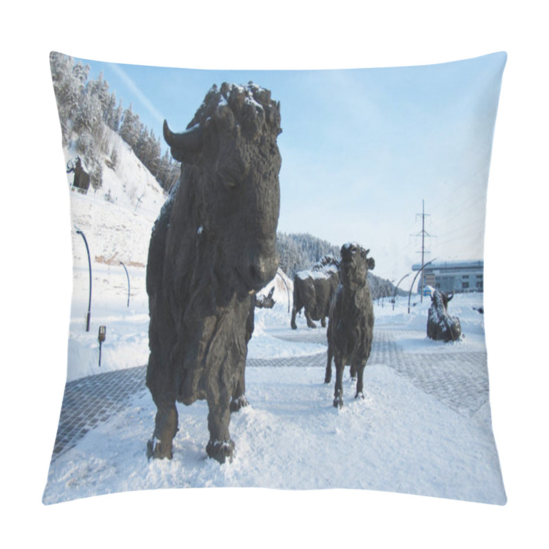 Personality  Samarovsky Outlier. Archeopark. A Herd Of Bison. Pillow Covers