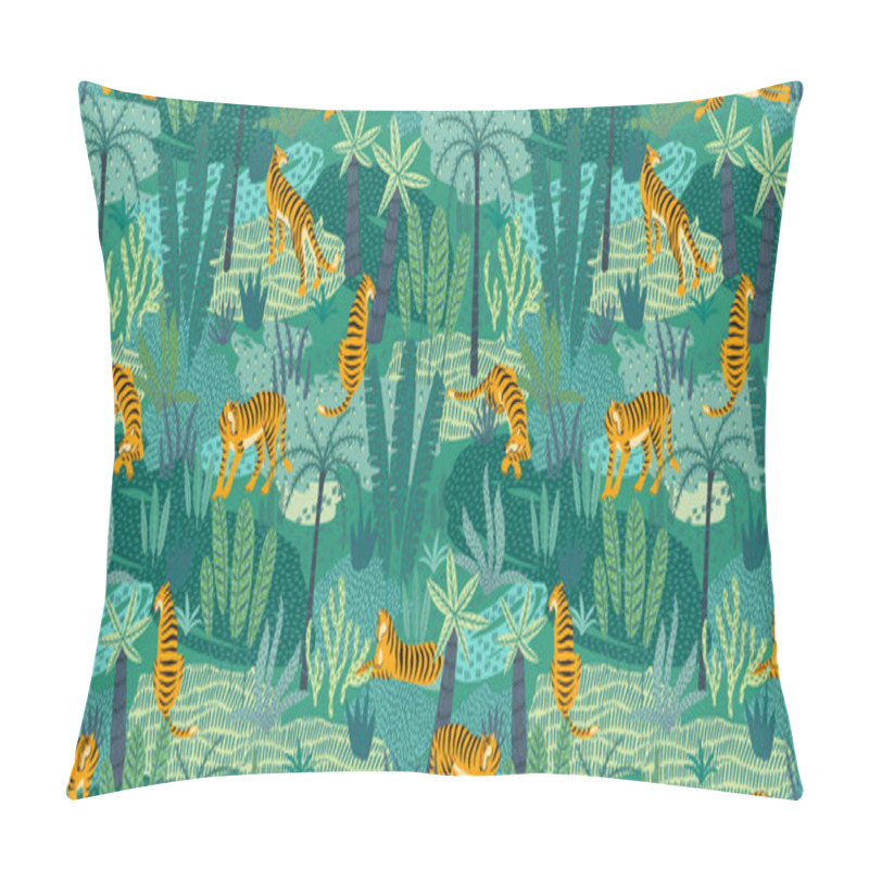 Personality  Seamless Exotic Pattern With Tigers In The Jungle. Pillow Covers