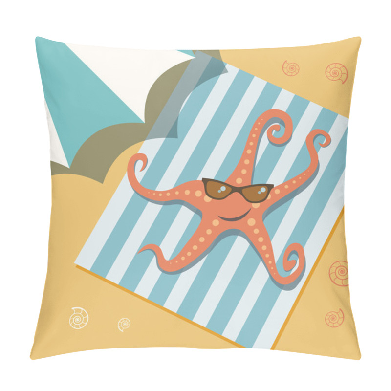 Personality  Sunbathing Starfish In Sunglasses On Beach Under Umbrella Pillow Covers