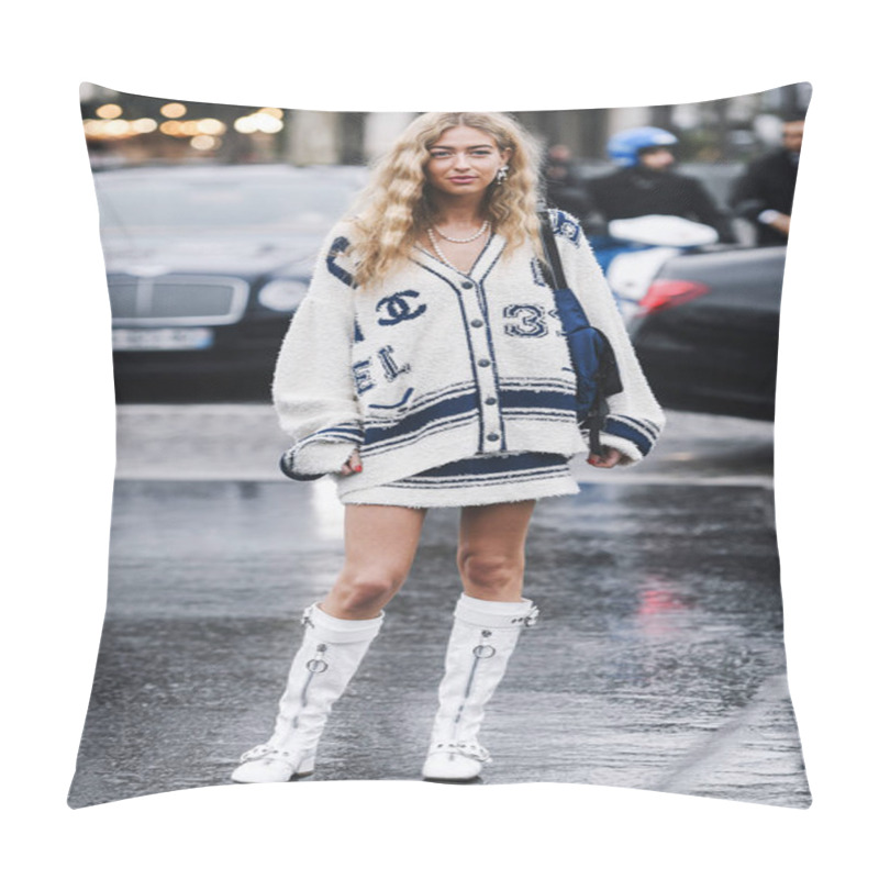 Personality  Paris, France - March 05, 2019: Street Style Outfit Before A Fashion Show During Milan Fashion Week - PFWFW19 Pillow Covers