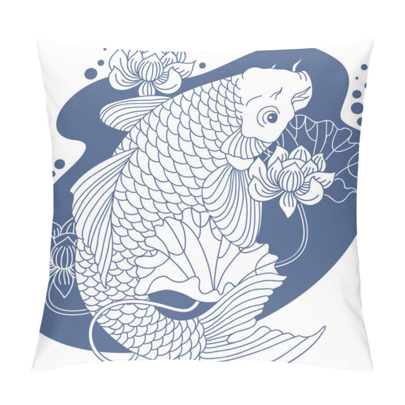 Personality  Koi Carp In Pond Pillow Covers