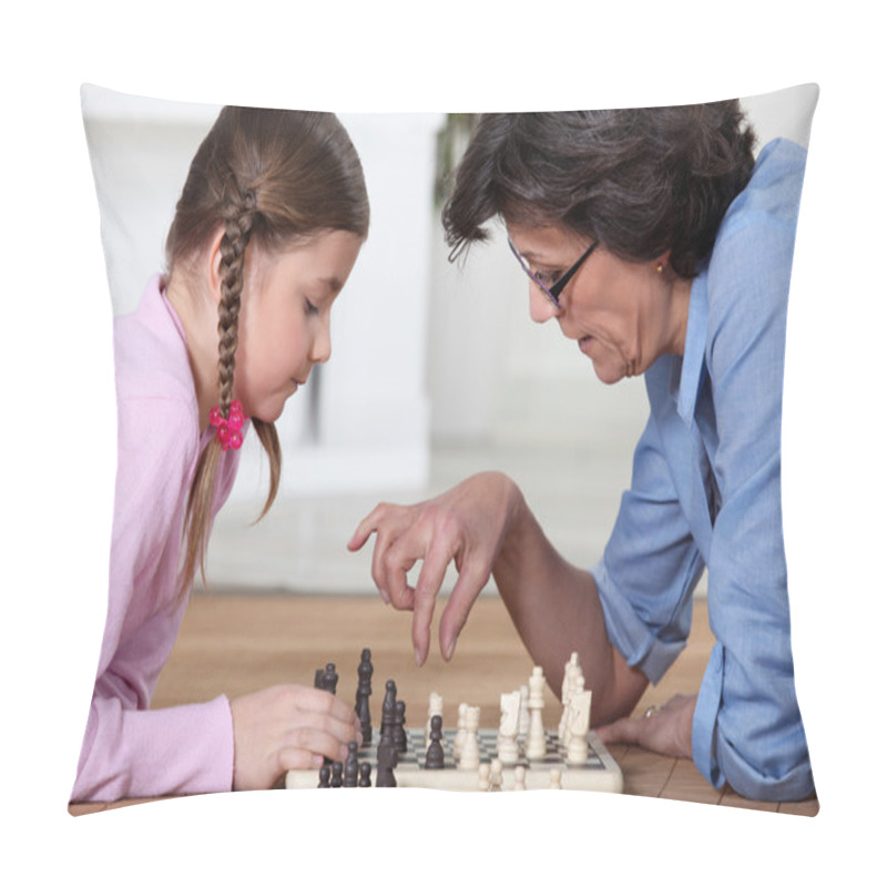 Personality  Young Girl Playing Chess With Grandma Pillow Covers