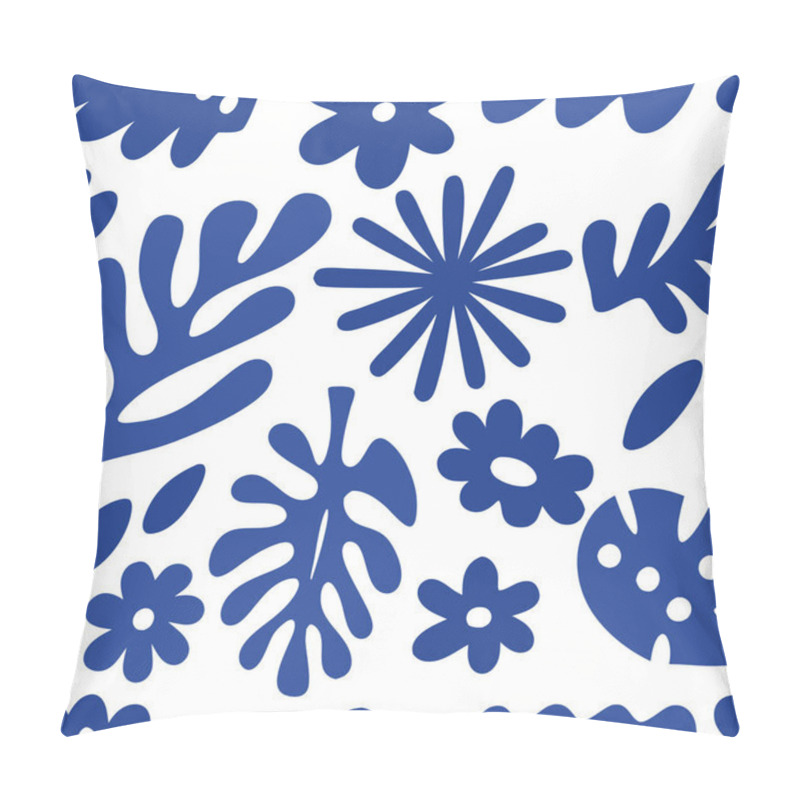 Personality  Tremdy Pattern  Background With Abstract Floral And Leaf Patterns Pillow Covers