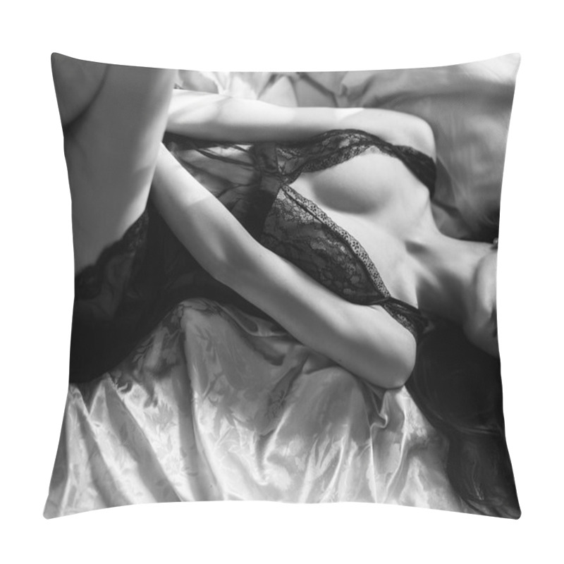 Personality  Beautiful Woman In Lingerie Pillow Covers