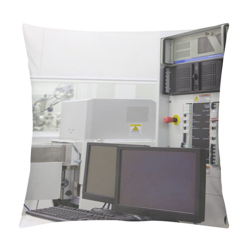 Personality  Cleanroom In Nuclear Research Centre, Molecular Beam Epitaxy Pillow Covers