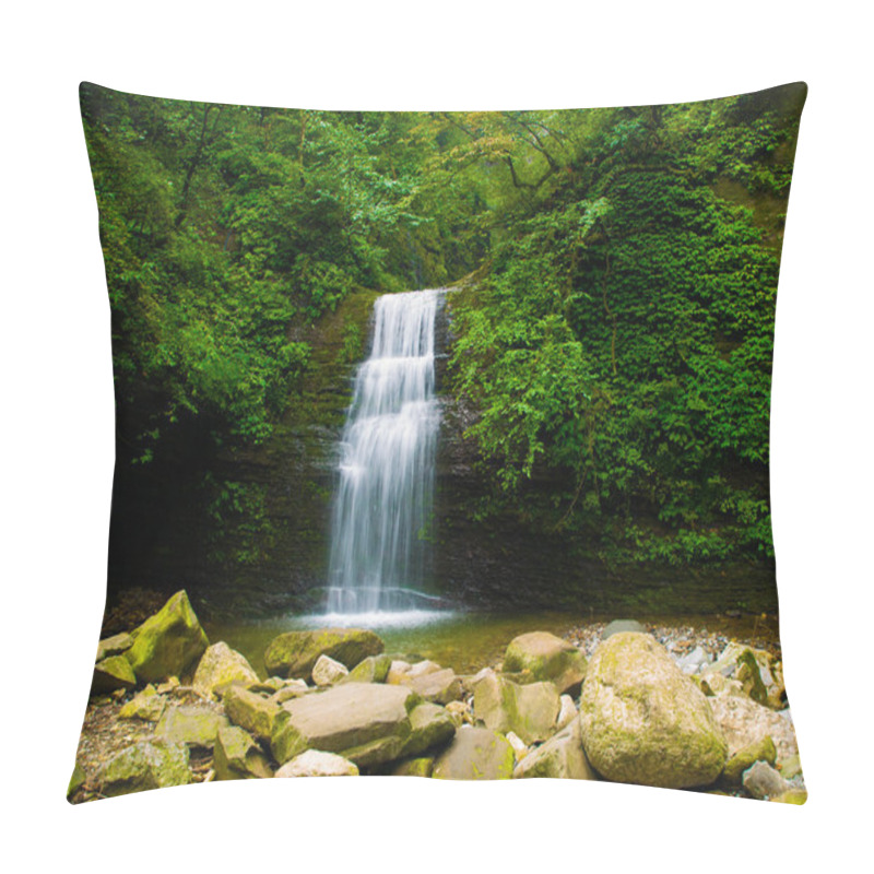 Personality  Waterfall Pillow Covers