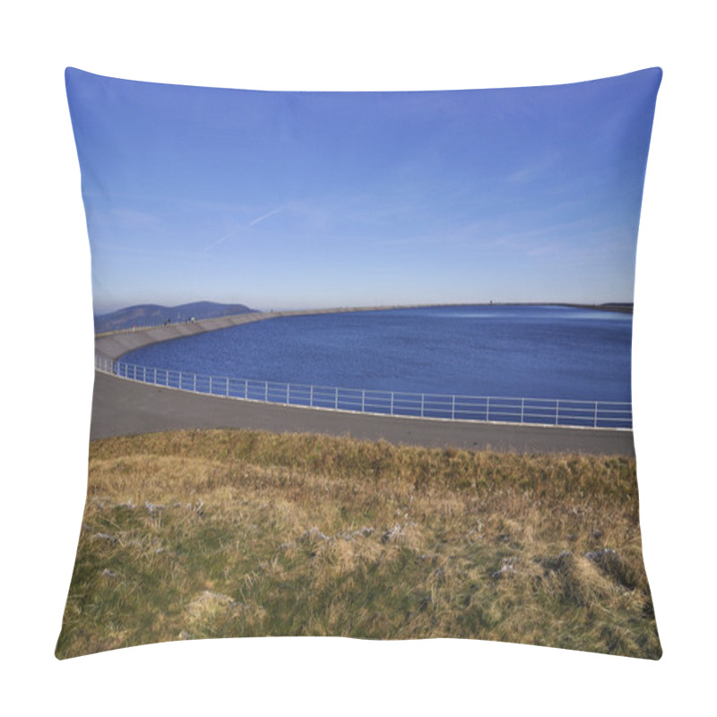 Personality  Upper Reservoir Pillow Covers