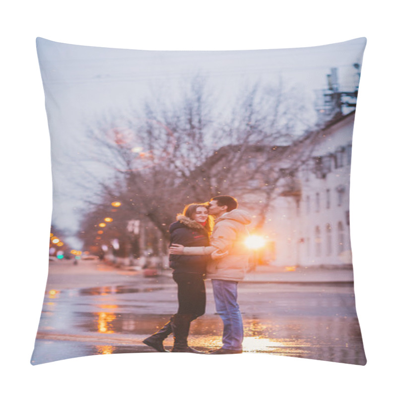 Personality  Portrait Of Young Beautiful Couple Kissing In An Autumn Rainy Day. Pillow Covers