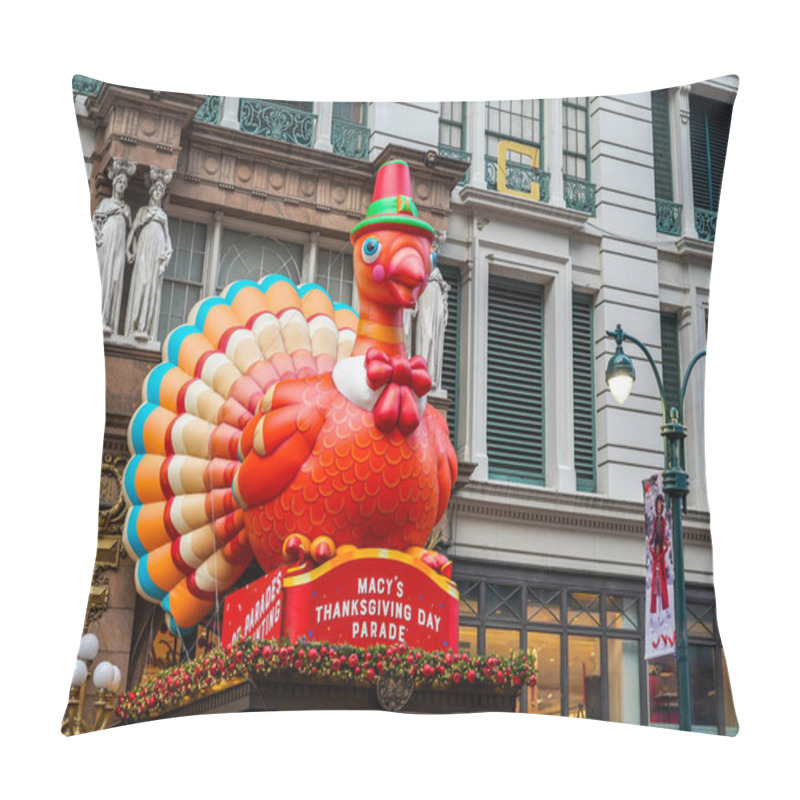 Personality  NEW YORK - NOVEMBER 28, 2021: Macy's Thanksgiving Themed Decoration At Macy`s Flagship Store At Herald Square In Midtown Manhattan. In 1924 Macy`s Was Declared The `World`s Largest Store` Pillow Covers