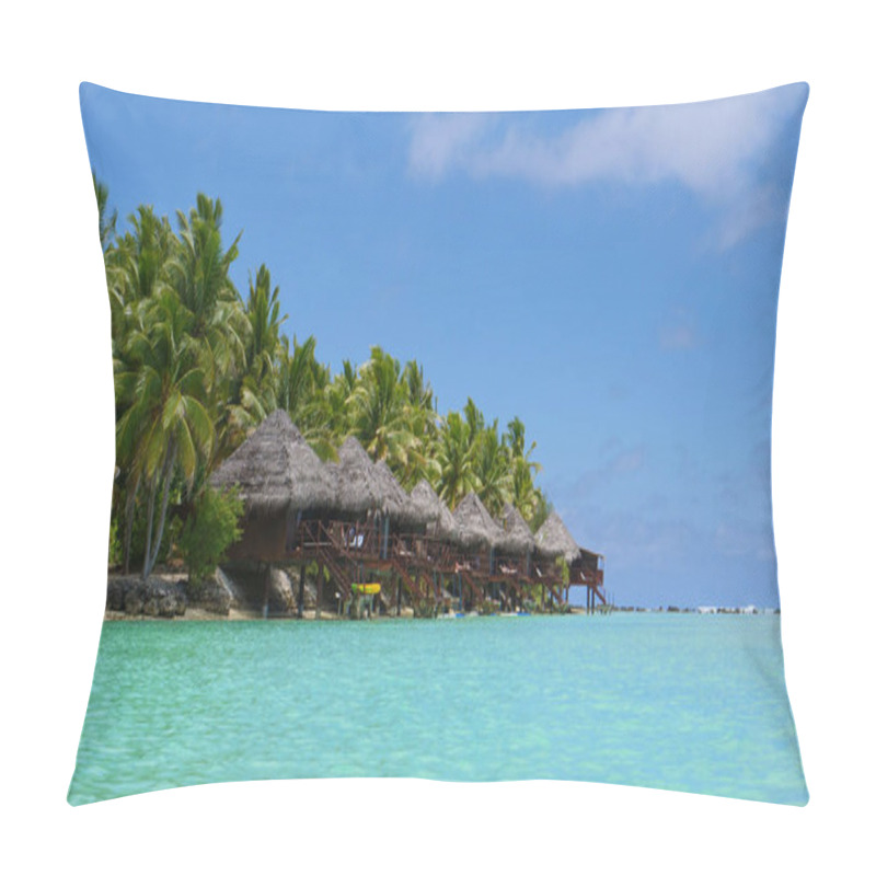 Personality  Spectacular Luxury Bungalows In Cook Islands Face The Tranquil Turquoise Ocean. Pillow Covers