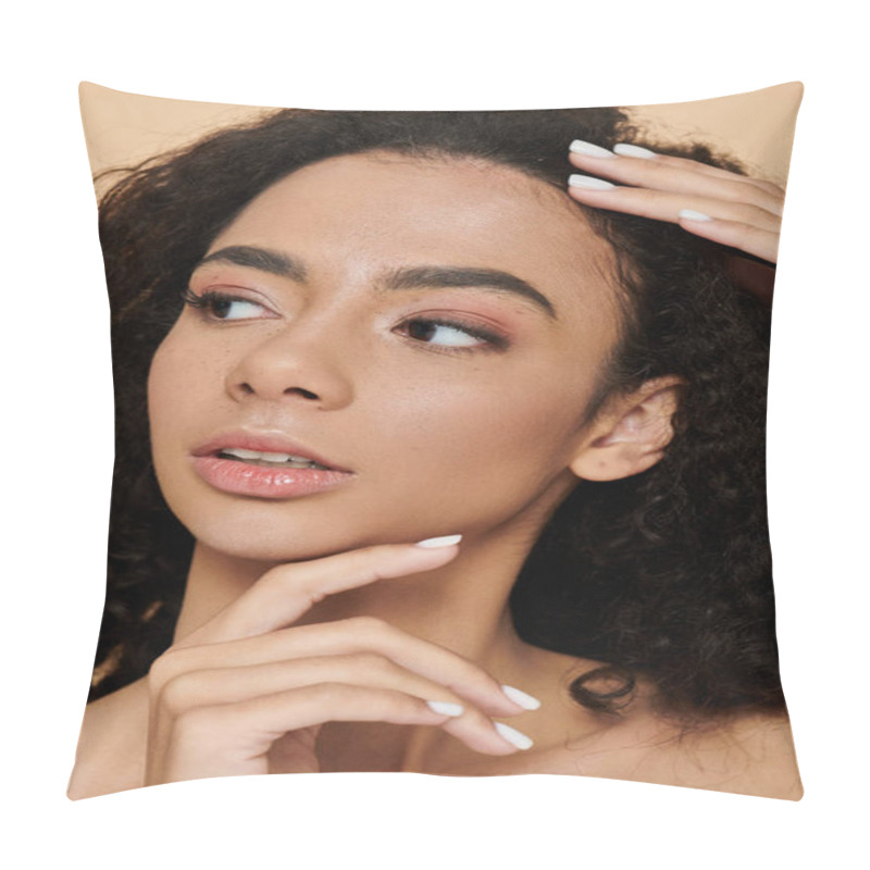 Personality  A Young Woman With Curly Hair Gazes Thoughtfully, Showcasing Natural Beauty And A Confident Expression. Pillow Covers