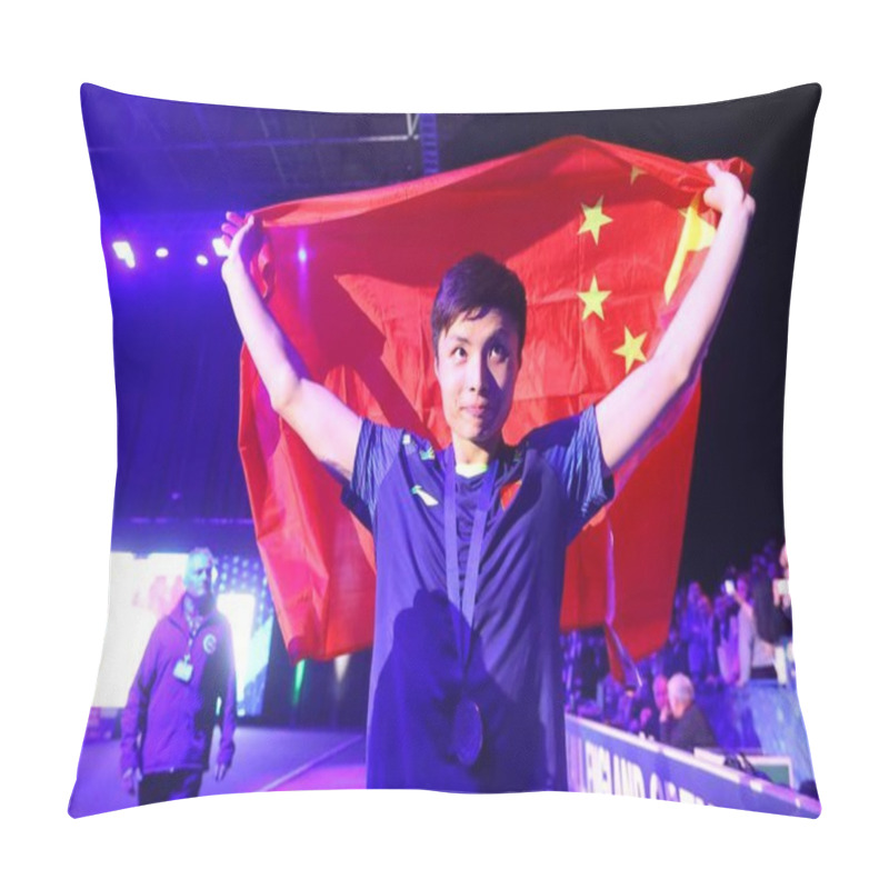 Personality  Shi Yuqi Of China Celebrates After Defeating Lin Dan Of China In The Final Match Of The Men's Singles During The YONEX All England Open Badminton Championships 2018 In Birmingham, UK, 18 March 2018 Pillow Covers