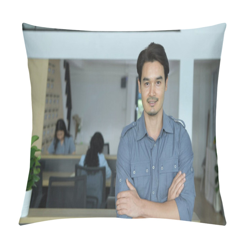 Personality  Business Concept. The Young Man Smiled Confidently Inside The Office. 4k Resolution. Pillow Covers