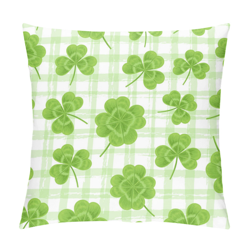 Personality  Seamless Pattern With Clover Leaves Pillow Covers